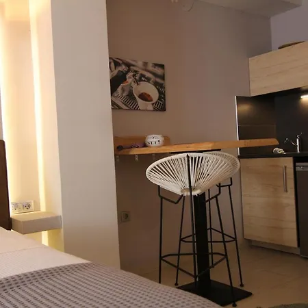 Aiolos Ermou 64 2nd Floor Apartment