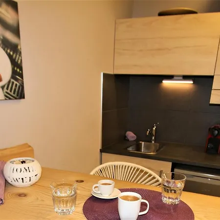 Aiolos Ermou 64 2nd Floor Apartment