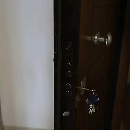 Aiolos Ermou 64 2nd Floor Apartment Athens